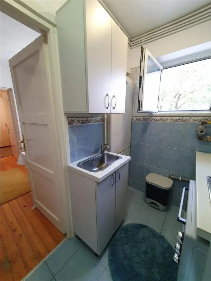 Decebal-Voronet, apartament tip studio, centrala proprie, mobilat-utilat, ideal investitie - foto 22