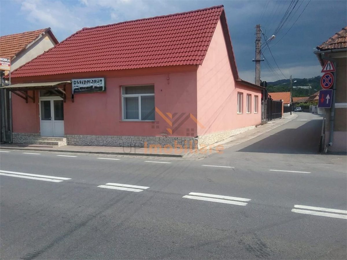 SPATIU COMERCIAL GROSI  400 MP - Grosi
