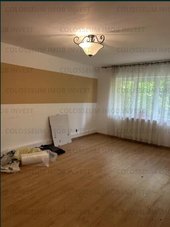 Apartament 3 camere, decomandat - zona Racadau - Brasov
