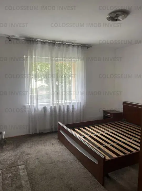 Apartament 3 camere, decomandat - zona Racadau - foto 4