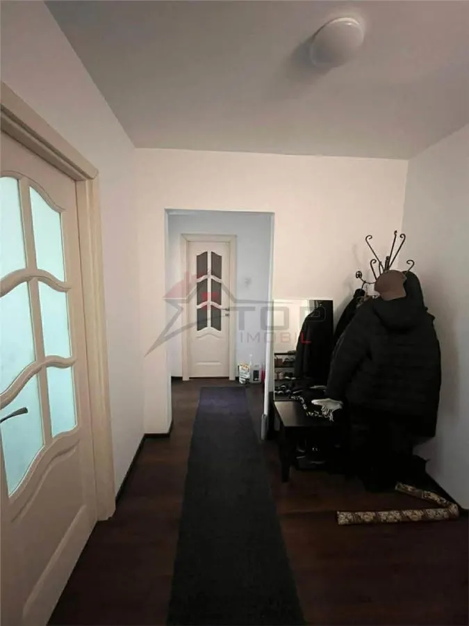 Vanzare apartament 2 camere DECOMANDAT - Podu Ros - foto 8