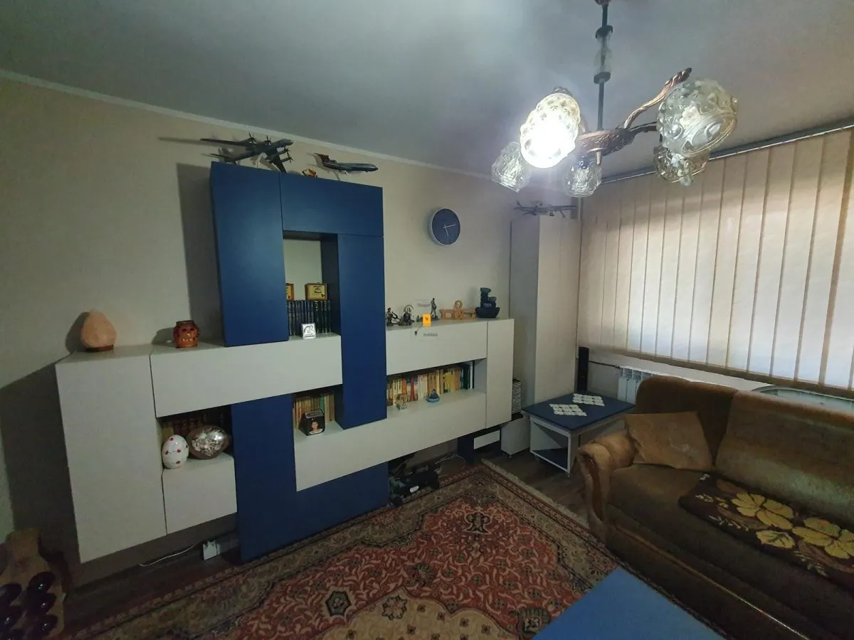 Apartament 3 camere zona Vest - foto 1