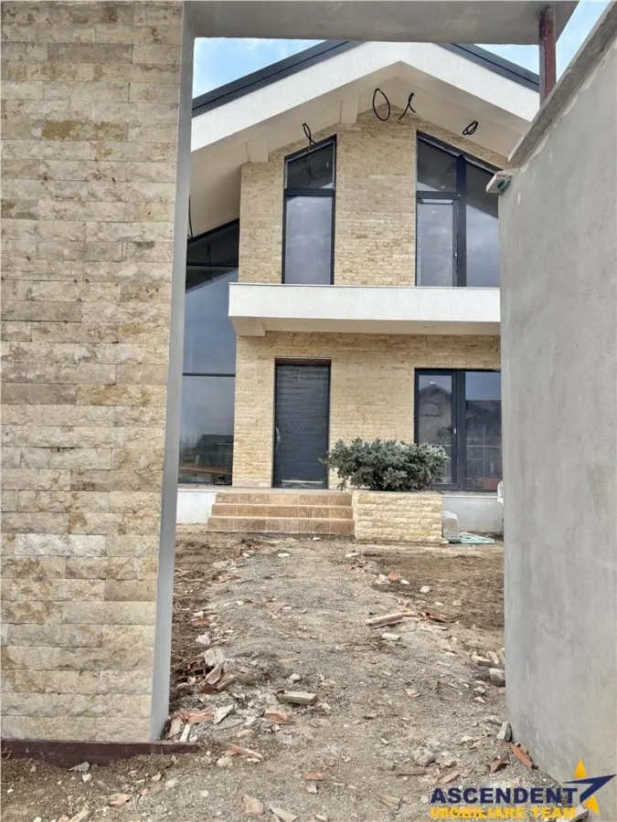 Vila moderna, unica prin design si arhitectura, la cheie, Sanpetru, Brasov - foto 12