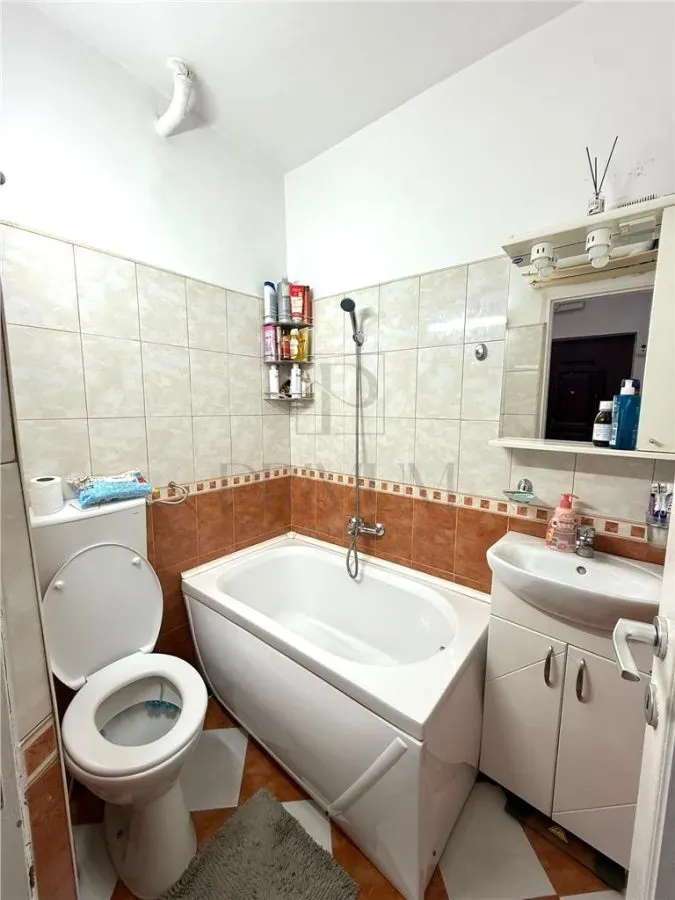 UMT - APARTAMENT 1 CAMERA - mobilat, utilat - foto 6