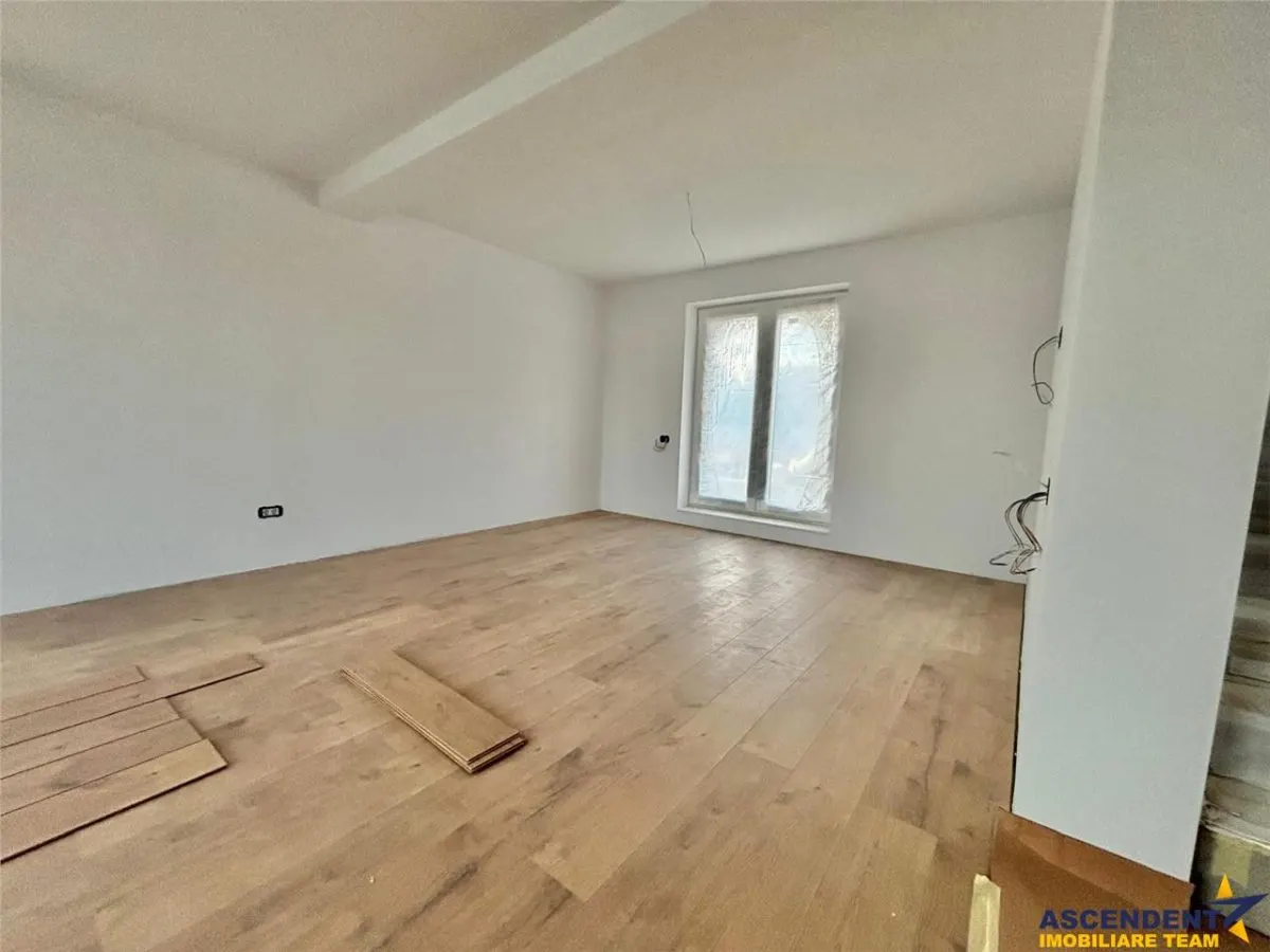 Descopera eleganta unui nou inceput: Casa la cheie in Nova Residence Sanpetru, Brasov - foto 12