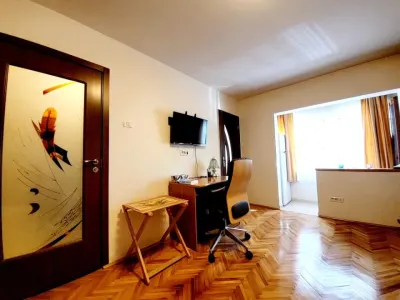 Apartament 1 Camera, Girocului, Centrala proprie - foto 4