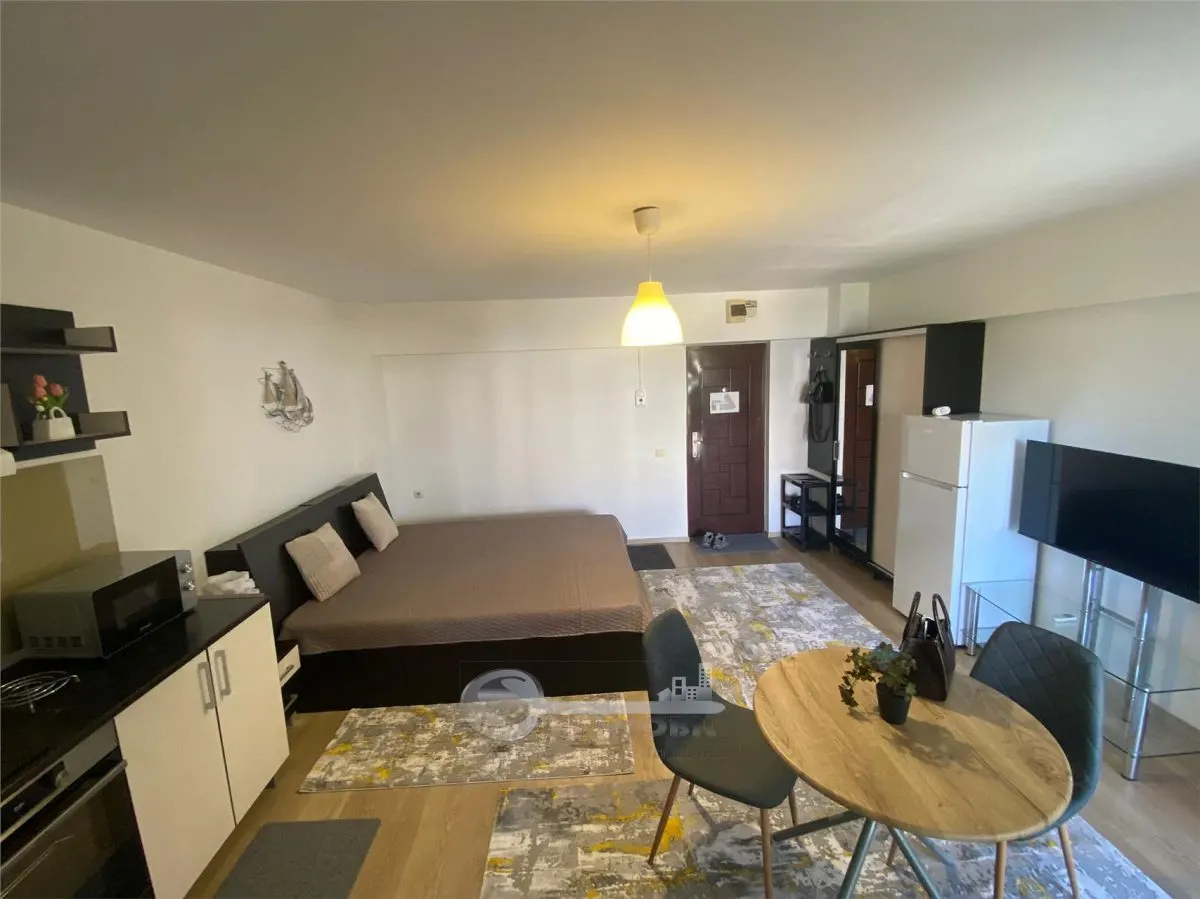 Apartament cu o camera open space  - lângă facultăţi - Tudor V. - 390EUR - foto 2