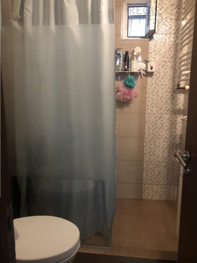 Apartament spatios cu 4 camere si 2 balcoane zona Noua - foto 10