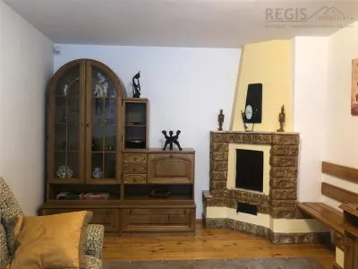 Casa individuala 5 Camere cu parcare doar pentru familii - foto 4