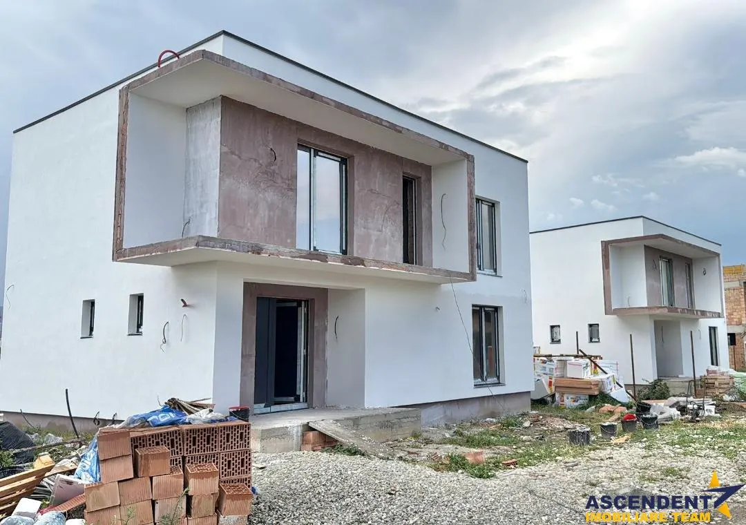 Design minimalist, rafinament maxim â€“ Casa ta moderna in Sanpetru - foto 17