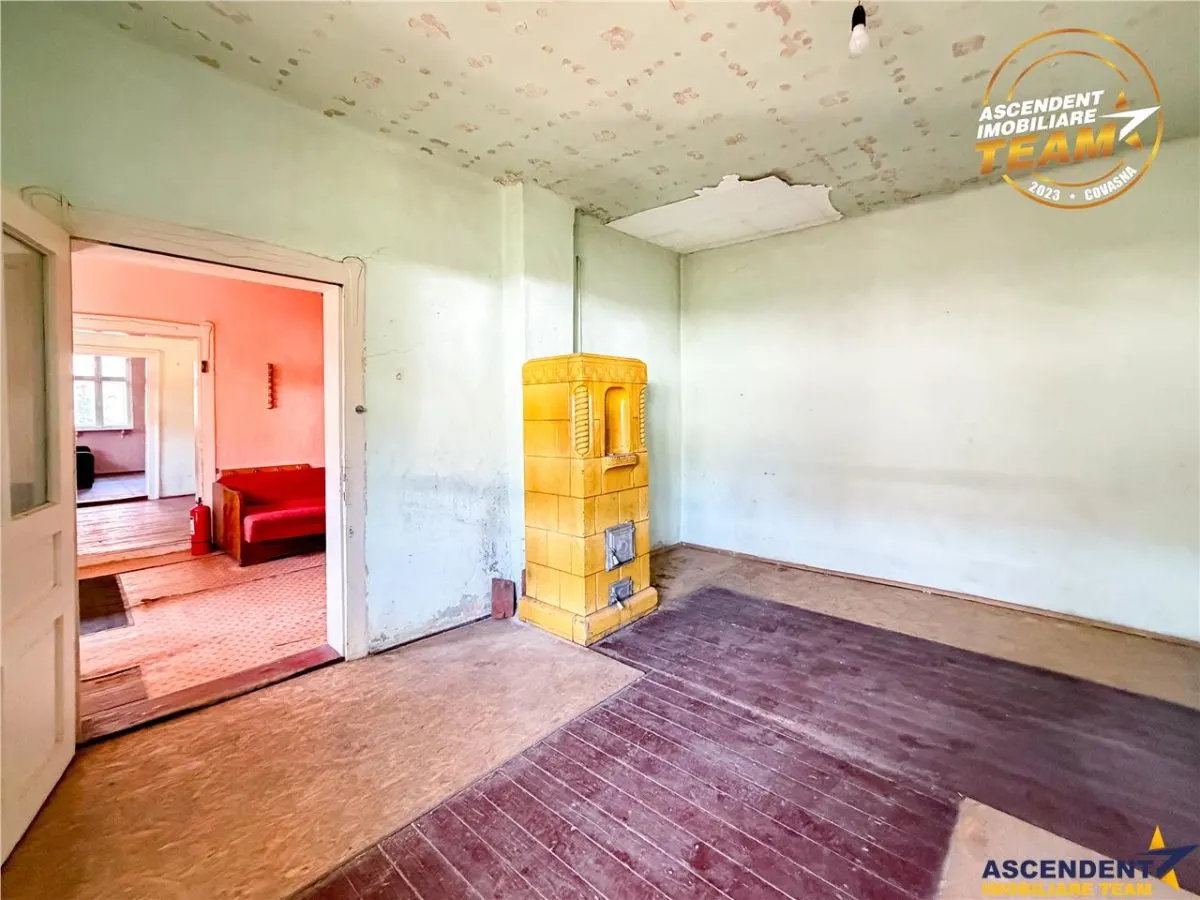 Casa cu potential,  acces la/ din 2 strazi,  512 mp teren,  Sfantu Gheorghe - foto 9