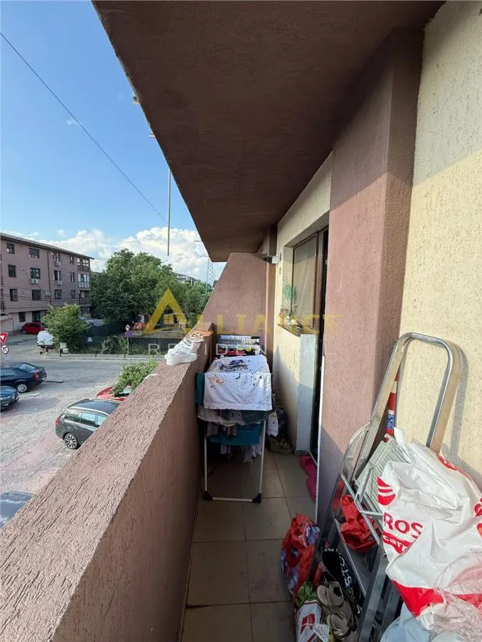 Garsoniera de vanzare Â la 7 minute de metrou Dimitrie Leonida. - foto 8