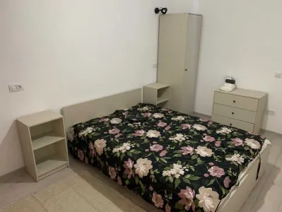 Apartament 2 Camere de Inchiriat Pacurari/Mall Moldova + loc parcare - 400 euro - foto 4