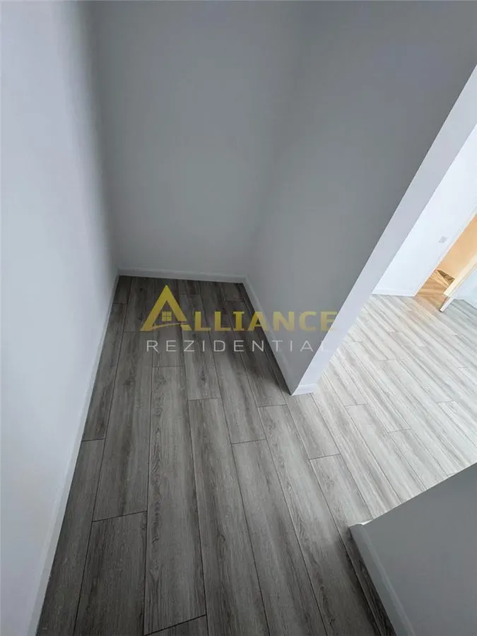 Penthouse de vanzare  Str. Crestesti - foto 8