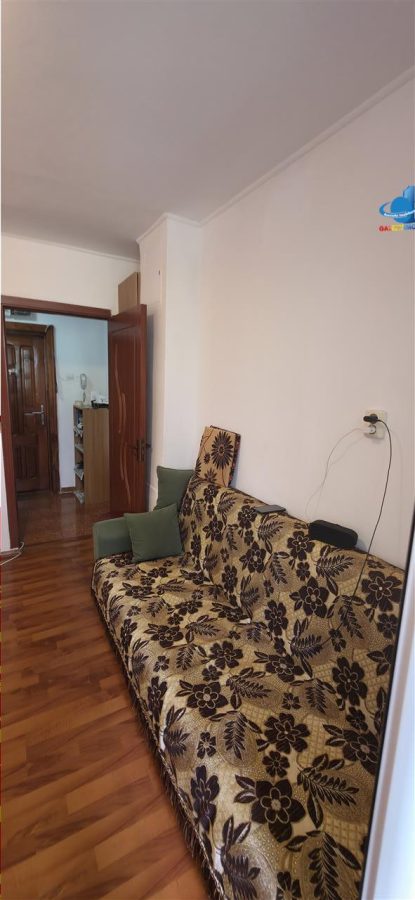 APARTAMENT 2 CAMERE DE INCHIRIAT SEBASTIAN - foto 4