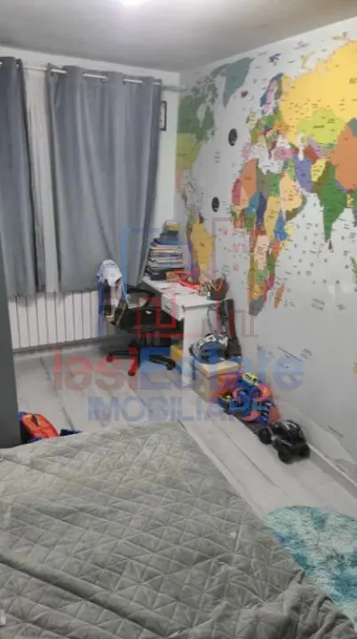 Apartament 3 camere Podu Ros - foto 3