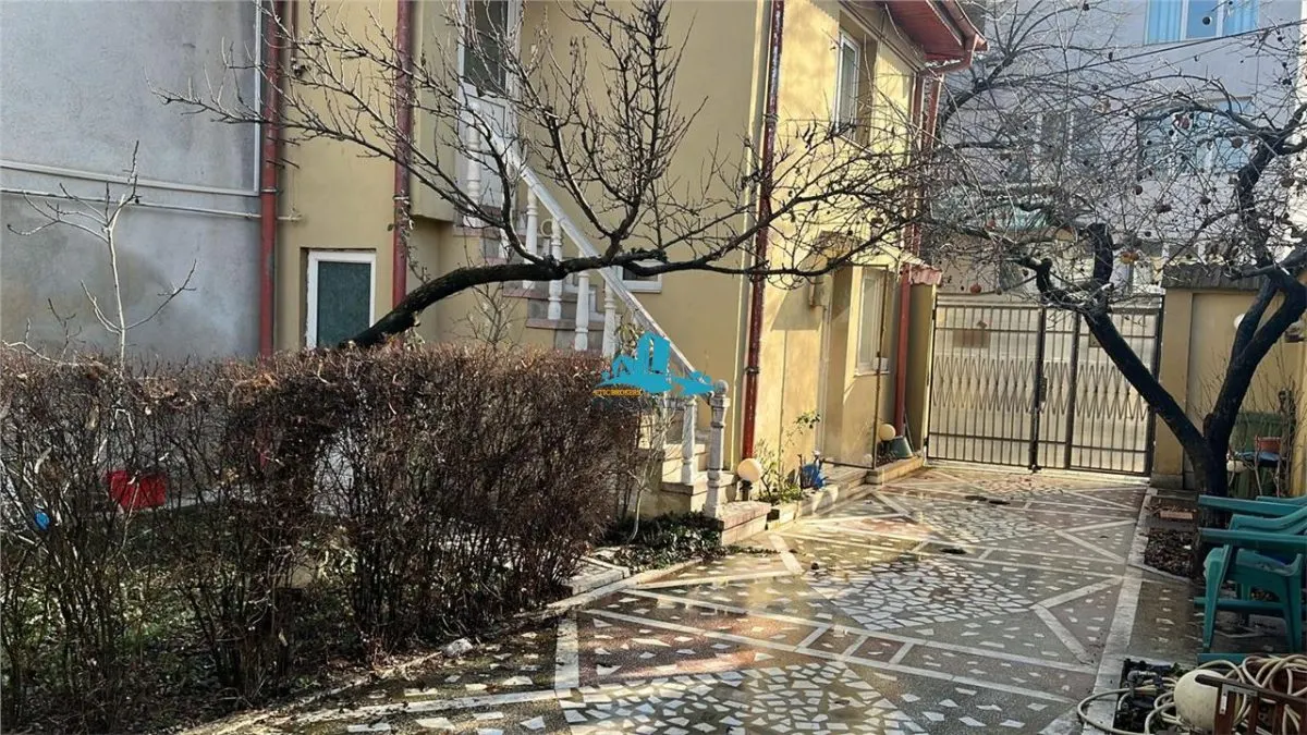 Vanzare Teren Iancului-Foisorul de Foc-Singur in Curte - foto 1