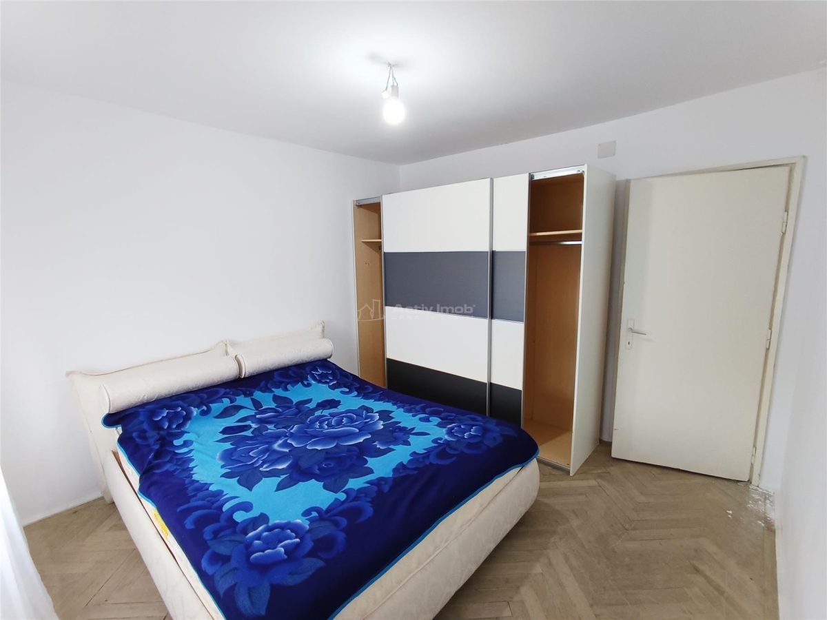Apartament 2 cam. in Moldova Noua - foto 9