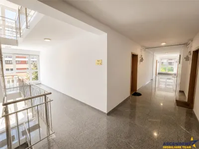 Studio cochet, gata de mutare, etaj1, parcare, boxa, aria Coresi, Avantgarden, Tractorul, Brasov - foto 10