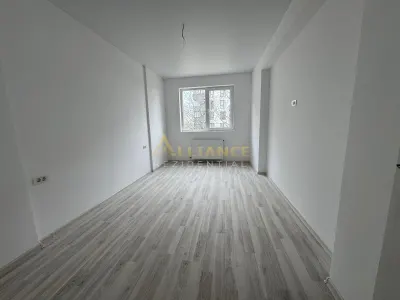 Apartament 2 Cam de Vanzare | Strada Solstitiului | Parcare Inclusa - foto 1