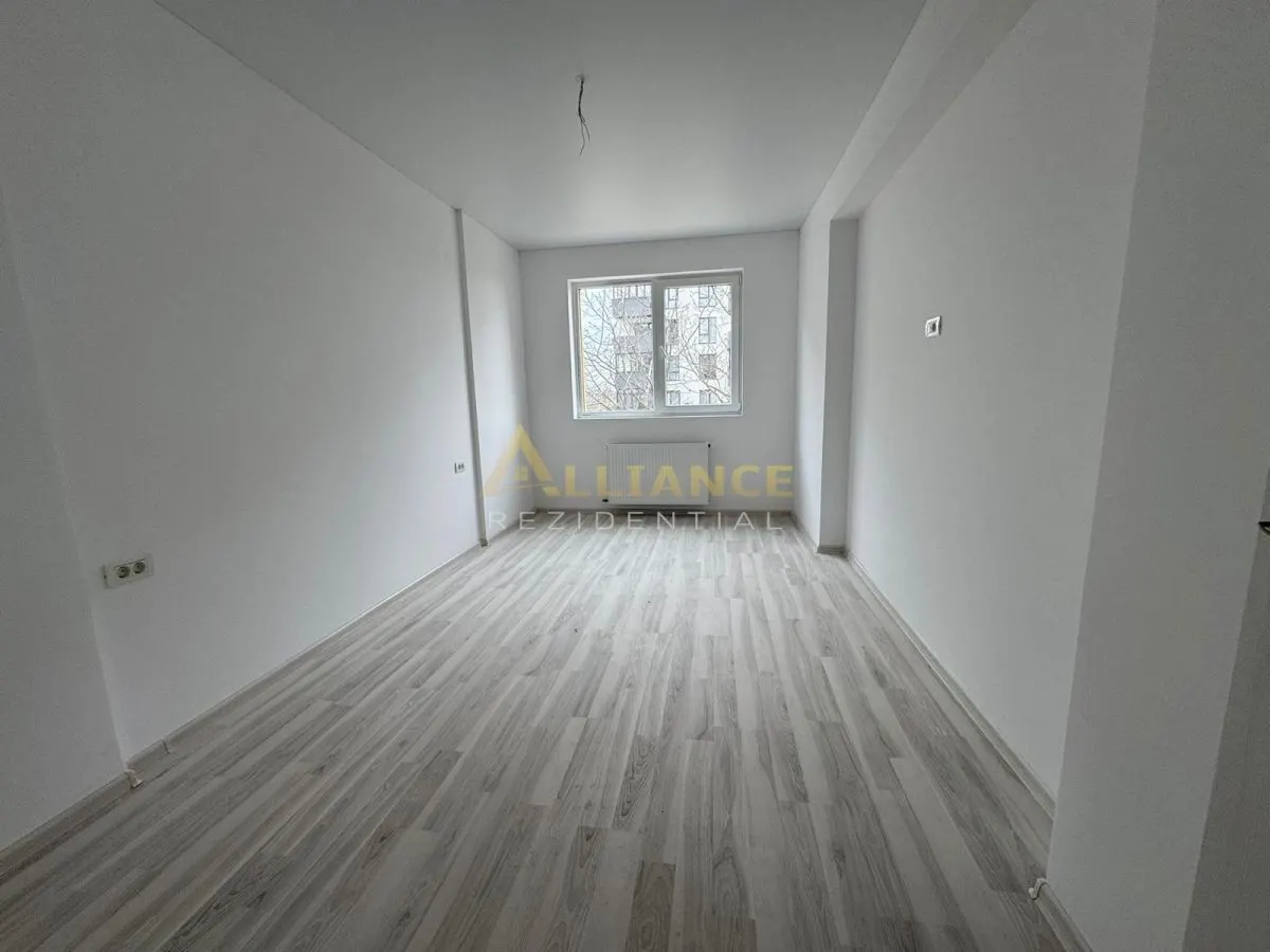 Apartament 2 Cam de Vanzare | Strada Solstitiului | Parcare Inclusa - foto 1
