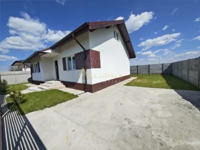 CASA INDIVIDUALA-3 CAMERE-TEREN 360MP-200 M DE STV - foto 2