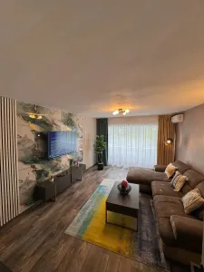 Apartament 2 Camere | Bd. Unirii | Banca Franceza Sector 3Apartament 2 camere decomandat, situat ultracentral pe Bulevardul Unirii, in zona Banca Fran - foto 3