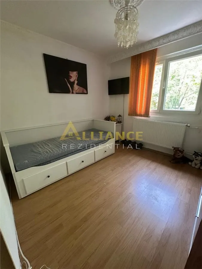 Apartament 2 Camere cu Loc de Parcare de la Primarie Ideal pentru Locuit sau Investitie - foto 3