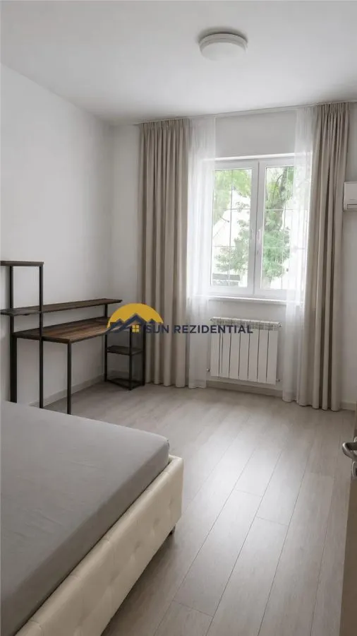 Apartament cochet, in vila, 6 camere cu scara interioara, la cheie - foto 1
