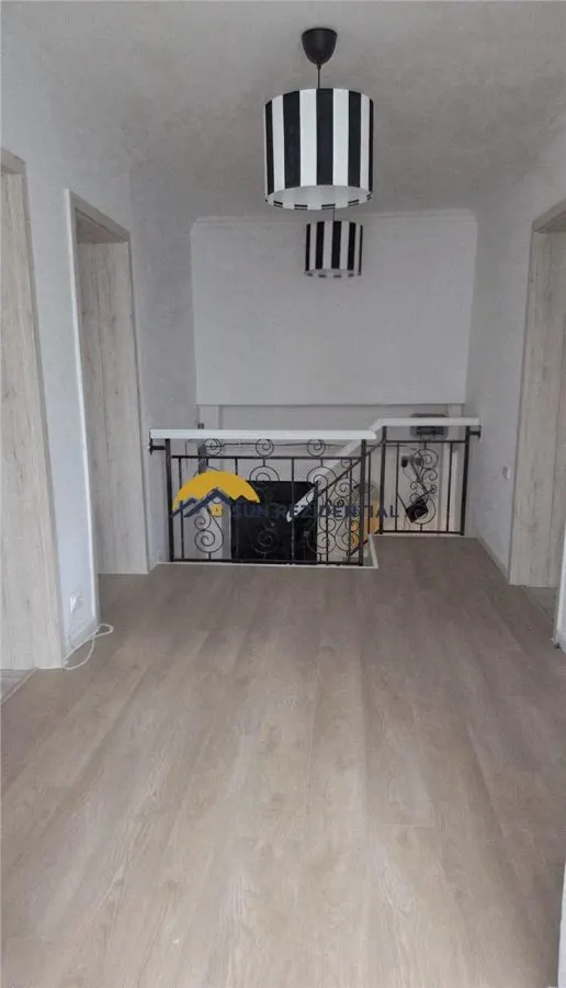 Apartament cochet, in vila, 6 camere cu scara interioara, la cheie - foto 10