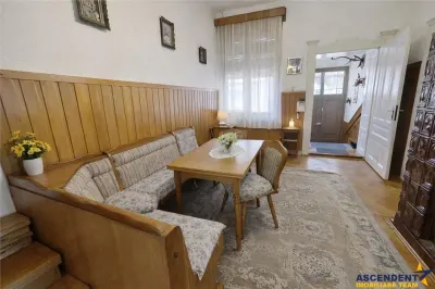 Casa cu vatra traditionala, gradina, garaj, facilitati, Codlea, Brasov - foto 3