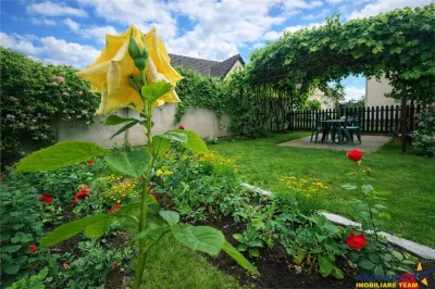 Casa cu vatra traditionala, gradina, garaj, facilitati, Codlea, Brasov - foto 4