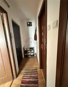 Apartament o camera decomandat, etajul 1 - Nicolina - foto 3