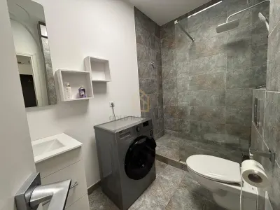 Apartament modern cu 3 camere de închiriat  zona Casa Crișan, vizavi de parc - foto 13