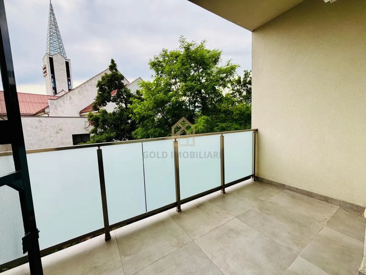 Apartament modern cu 3 camere de închiriat  zona Casa Crișan, vizavi de parc - foto 9