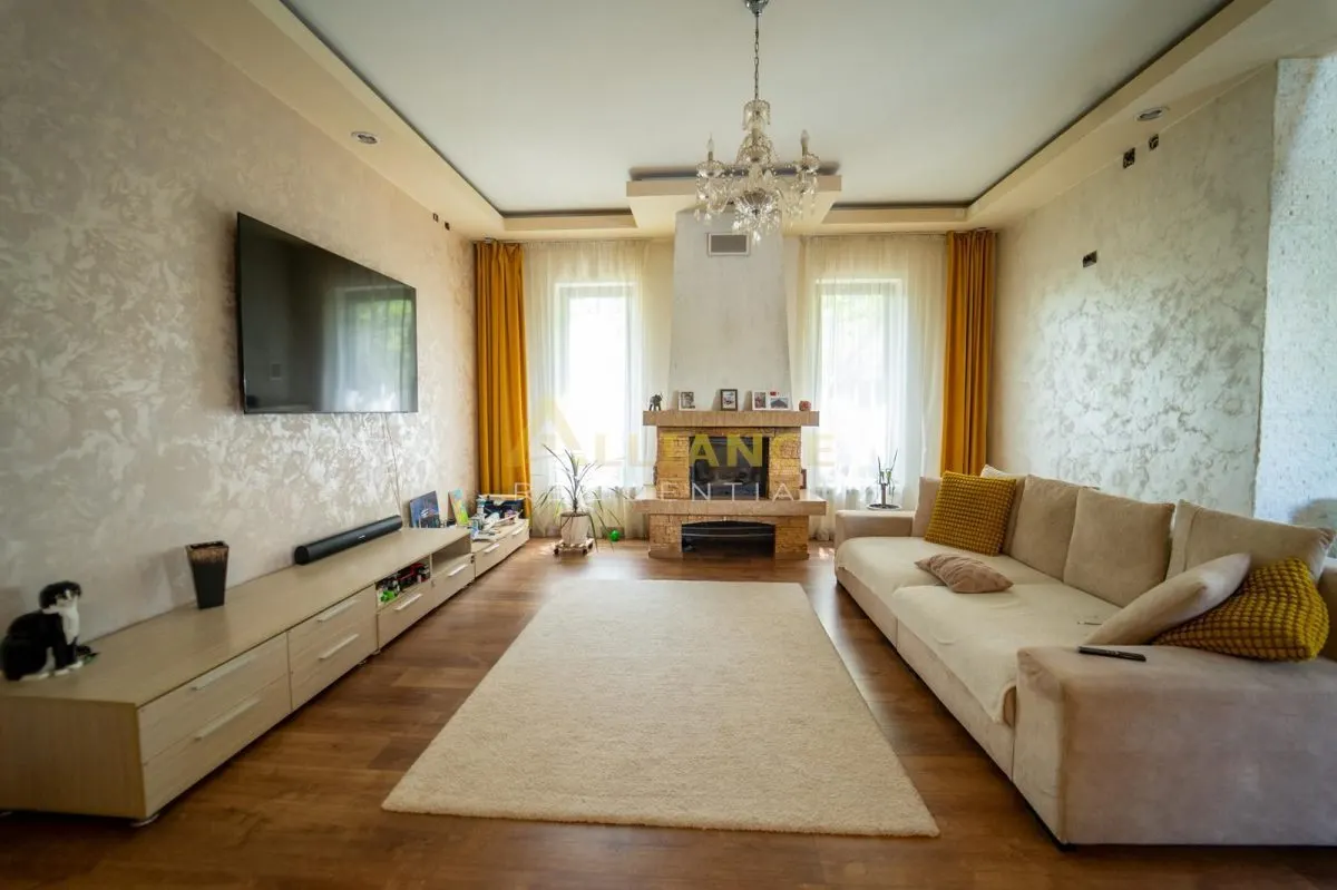 PREMIUM | Vila cu 4 camere si Piscina | Teren 500 mp - foto 8