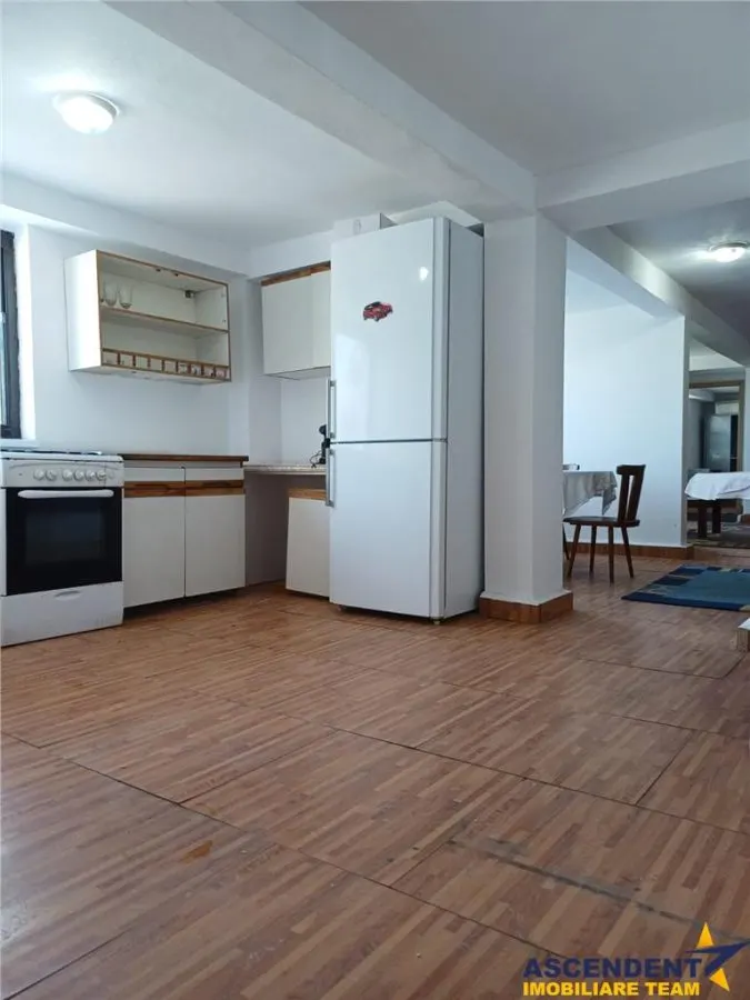 Casa si pentru cazare muncitori in zona parcului industrial Prejmer Brasov - foto 10