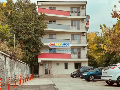 Spital Fundeni Inchiriere Garsoniera Moderna Centrala Parcare - foto 21