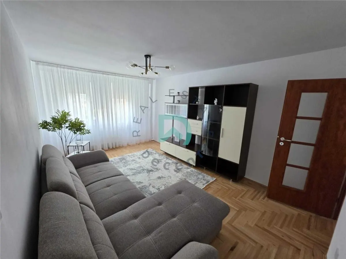 Apartament 3 camere Vlahuta, 75 mp - Brasov - foto 2