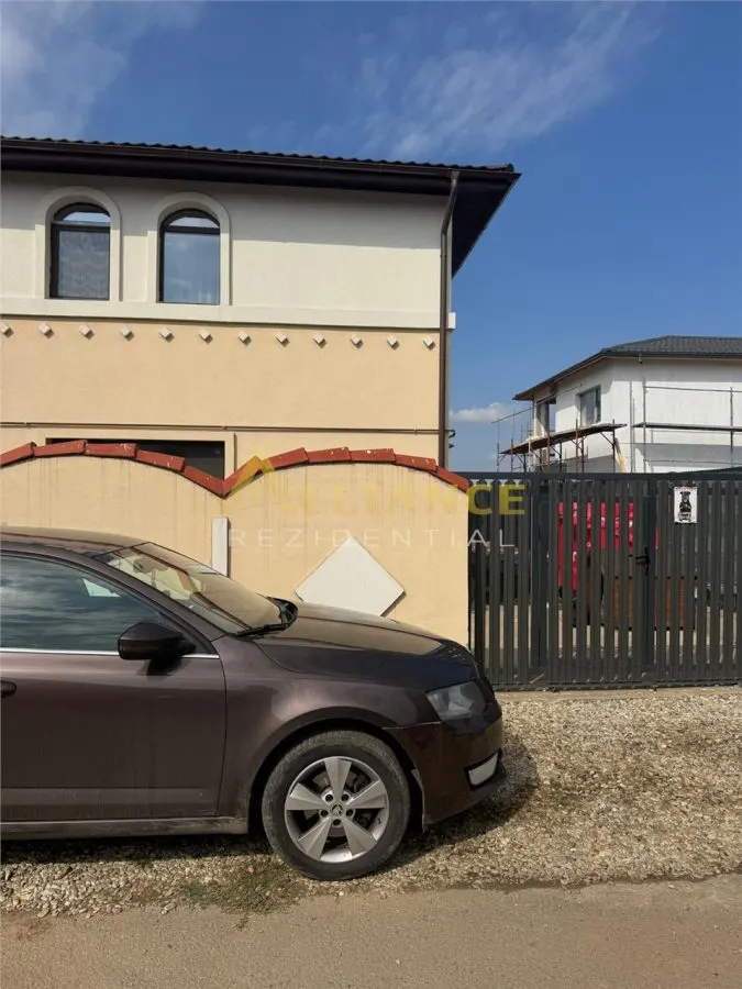 Casa deosebita cu 5 camere in Berceni â€“ Mobilata, Utilata, Dormitor la Parter si Curte Amenajata - foto 1