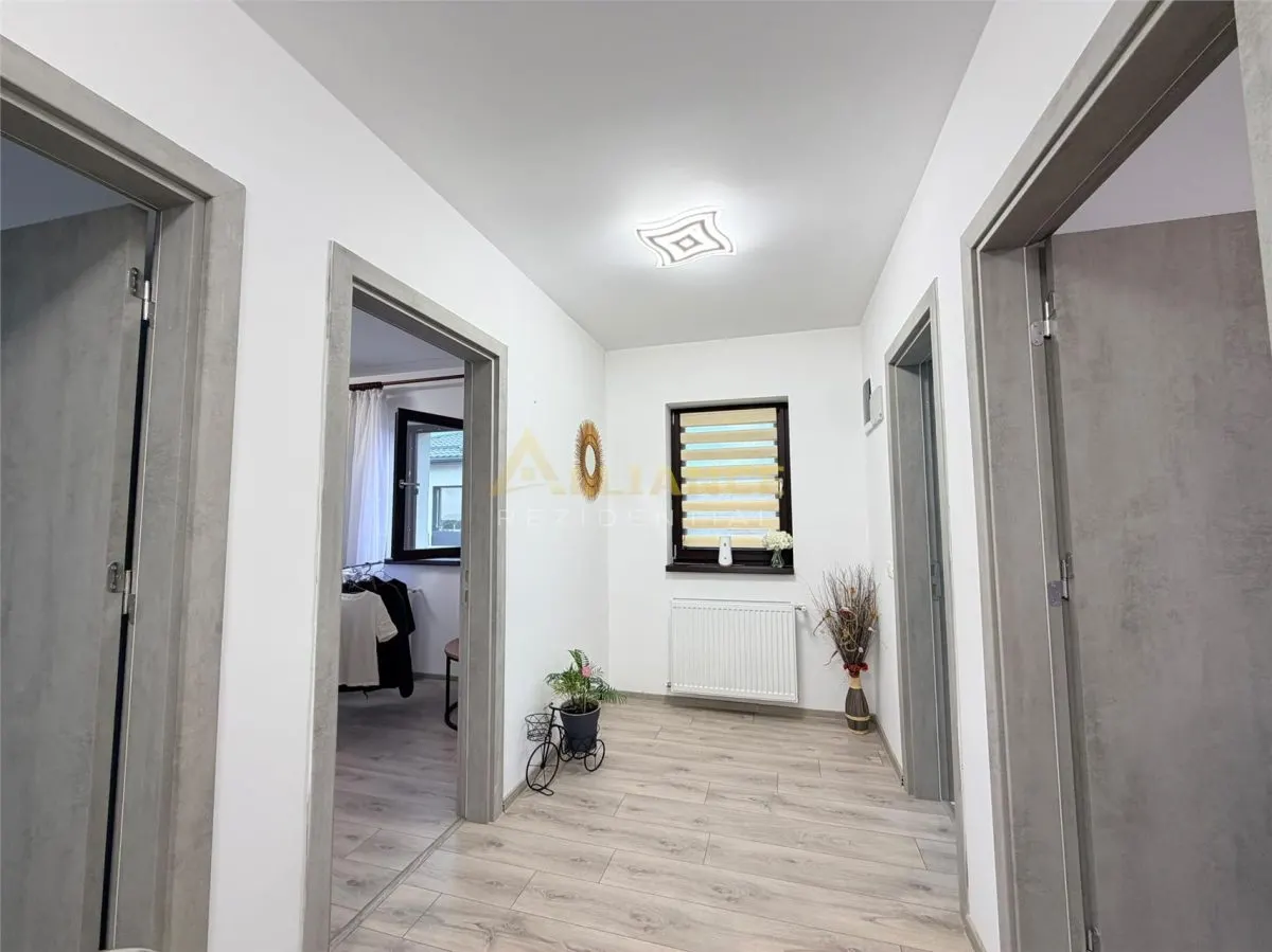 Casa deosebita cu 5 camere in Berceni â€“ Mobilata, Utilata, Dormitor la Parter si Curte Amenajata - foto 14
