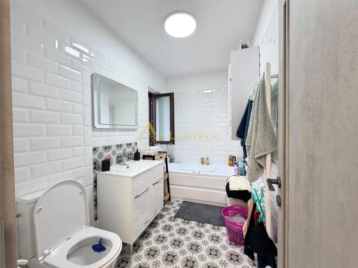 Casa deosebita cu 5 camere in Berceni â€“ Mobilata, Utilata, Dormitor la Parter si Curte Amenajata - foto 10