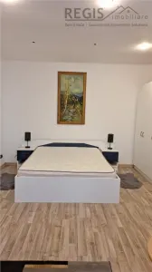 Garsoniera spatioasa - centrul istoric - Brasov