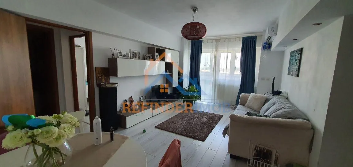 Apartament 3 camere de vanzare Vitan - foto 1