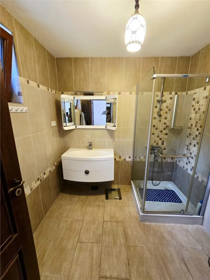 Resita Casa cu Teren Drept 500 Mp retrasa la marginea padurii - foto 20