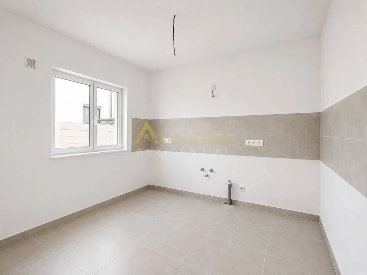 Vila- 4 camere-dressing-pod-placa de beton-Aspensoare - foto 4
