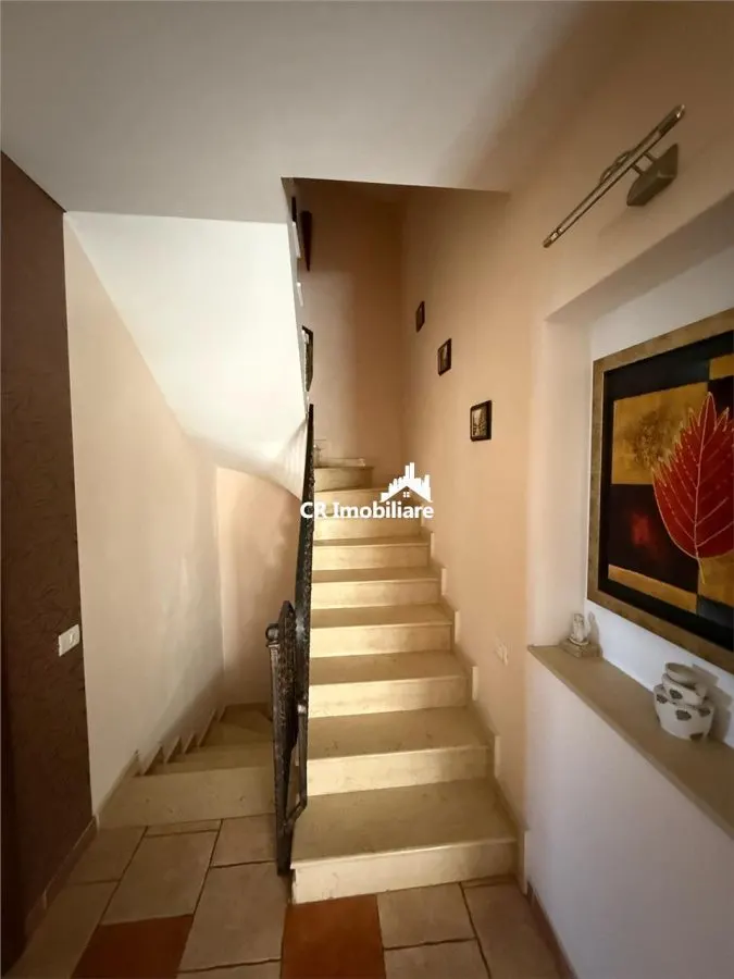 Vila de vanzare  plus  teren 500 Trapezului - foto 8