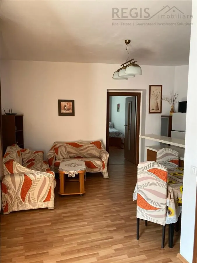 Apartament de 3 camere in zona Centrul Istoric - foto 1