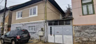 Resita Casa la Pret de Apartament, Parter/Etaj1/Pod, Zona Muncitoresc - foto 15