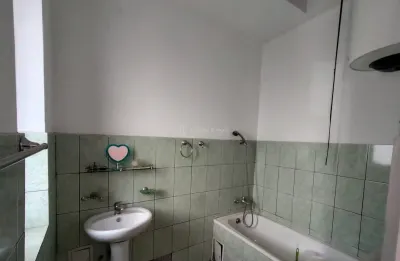 Resita Apartament la Curte Comuna, Zona Catedrala - foto 2
